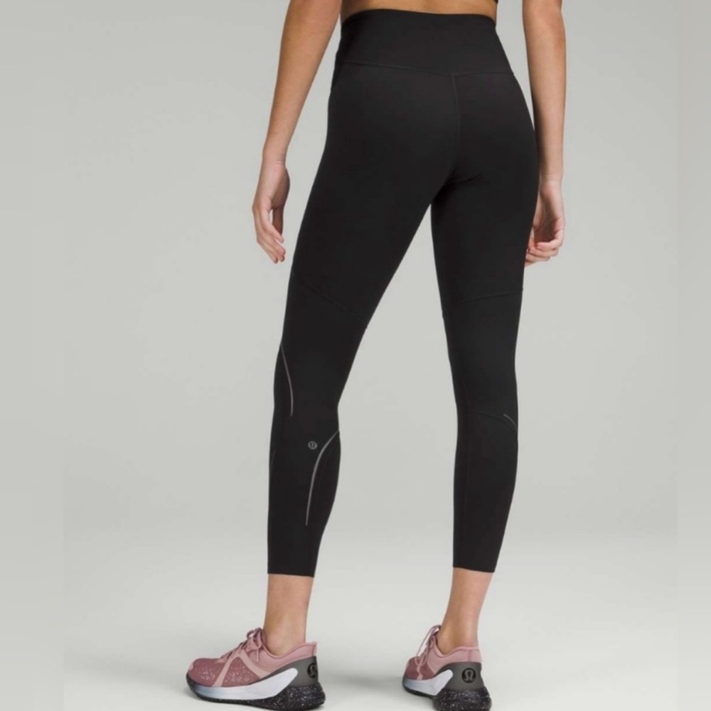Lululemon Base Pace High-Rise Reflective Tight 25" Black Size 2